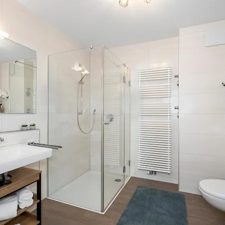 Nexstay Mit Terrasse & Parkplatz Fuer 4 Neumarkt in der Oberpfalz