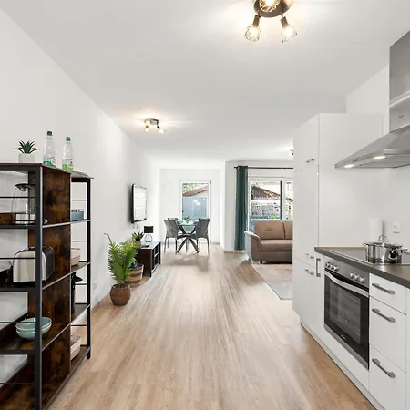Nexstay Mit Terrasse & Parkplatz Fuer 4 Neumarkt in der Oberpfalz